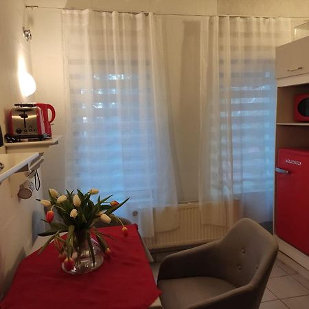 Ferienwohnung Mit Separatem Eingang Und Parkplatz, Ideal Fuer Handwerker Und Geschaeftsreisende Dorf Mecklenburg Luaran gambar