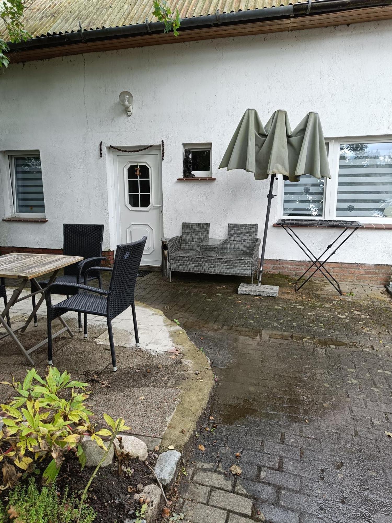 Ferienwohnung Mit Separatem Eingang Und Parkplatz, Ideal Fuer Handwerker Und Geschaeftsreisende Dorf Mecklenburg Luaran gambar